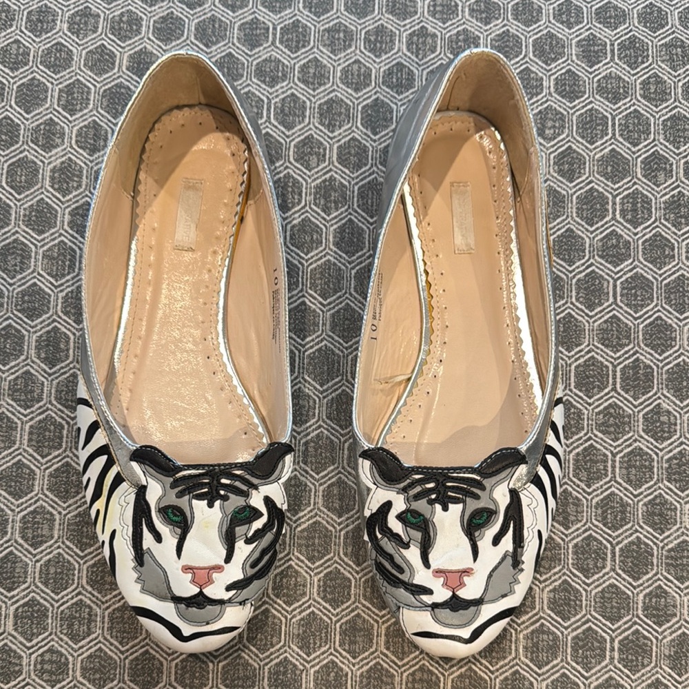Cooperative Black and White Tiger Print Flats